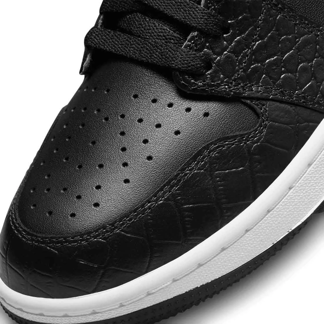 Nike Air Jordan 1 Low G Golf Shoes Black/Black 6 Nike Air Jordan 1 Low G Golf Shoes Black/Black - Image 6